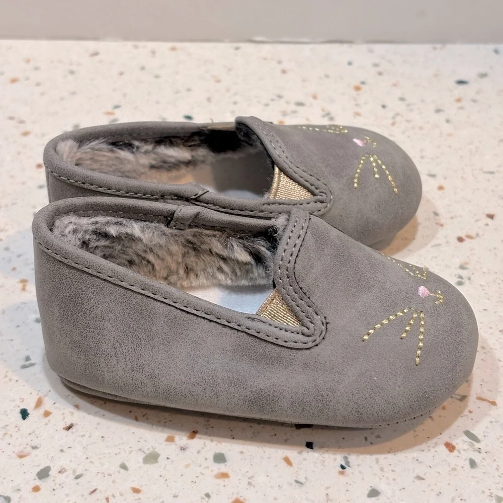 Baby Infant‎ Rosie Pope Gray Cat Face Slippers